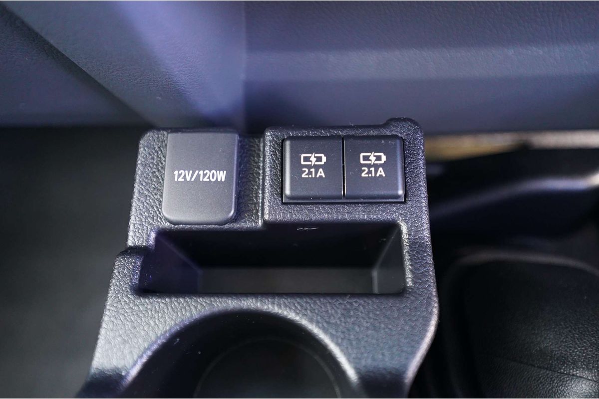 2021 Toyota Landcruiser GXL Troopcarrier VDJ78R