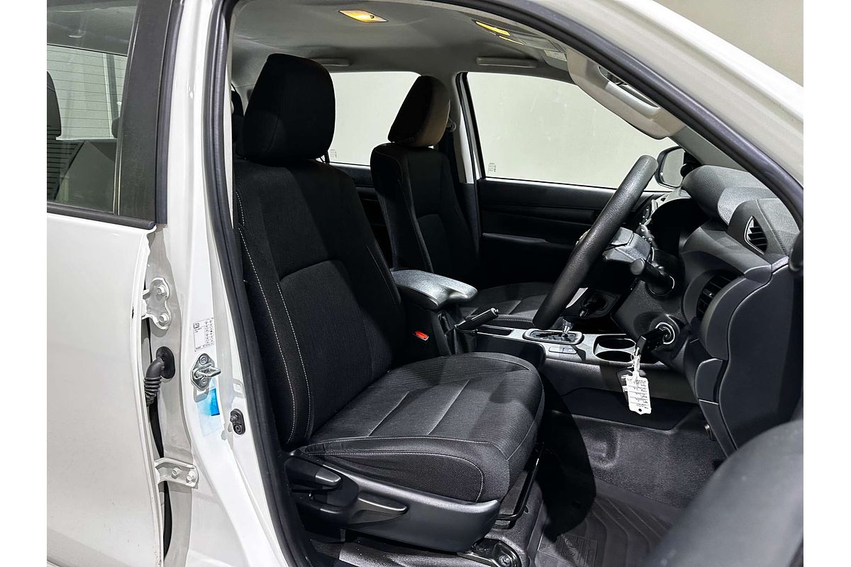 2020 Toyota Hilux SR GUN126R 4X4