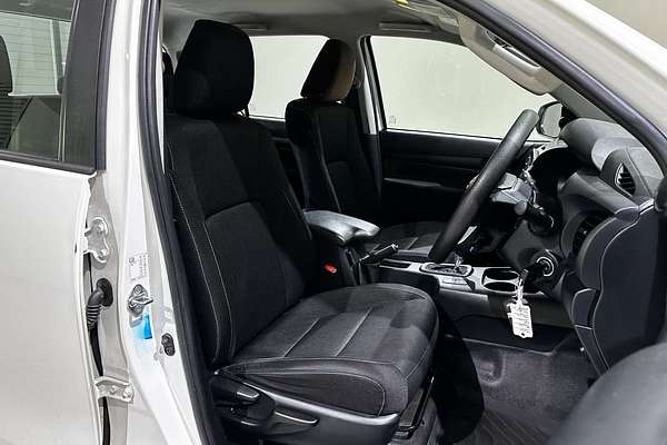 2020 Toyota Hilux SR GUN126R 4X4