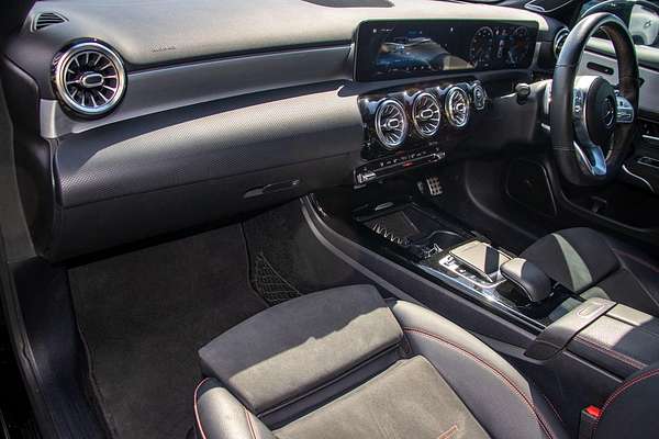 2019 Mercedes-Benz A-Class A200 V177