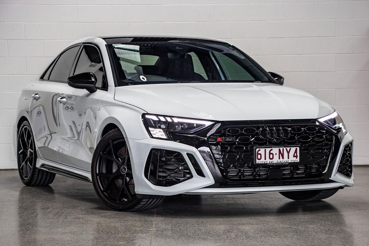 2023 Audi RS3 GY