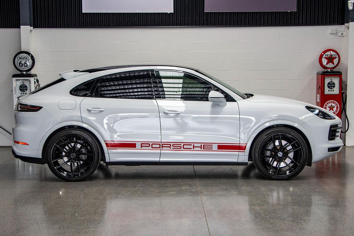 2020 Porsche Cayenne S 9YB