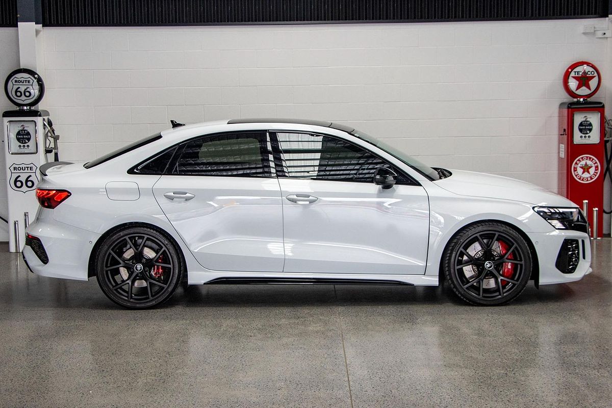 2023 Audi RS3 GY