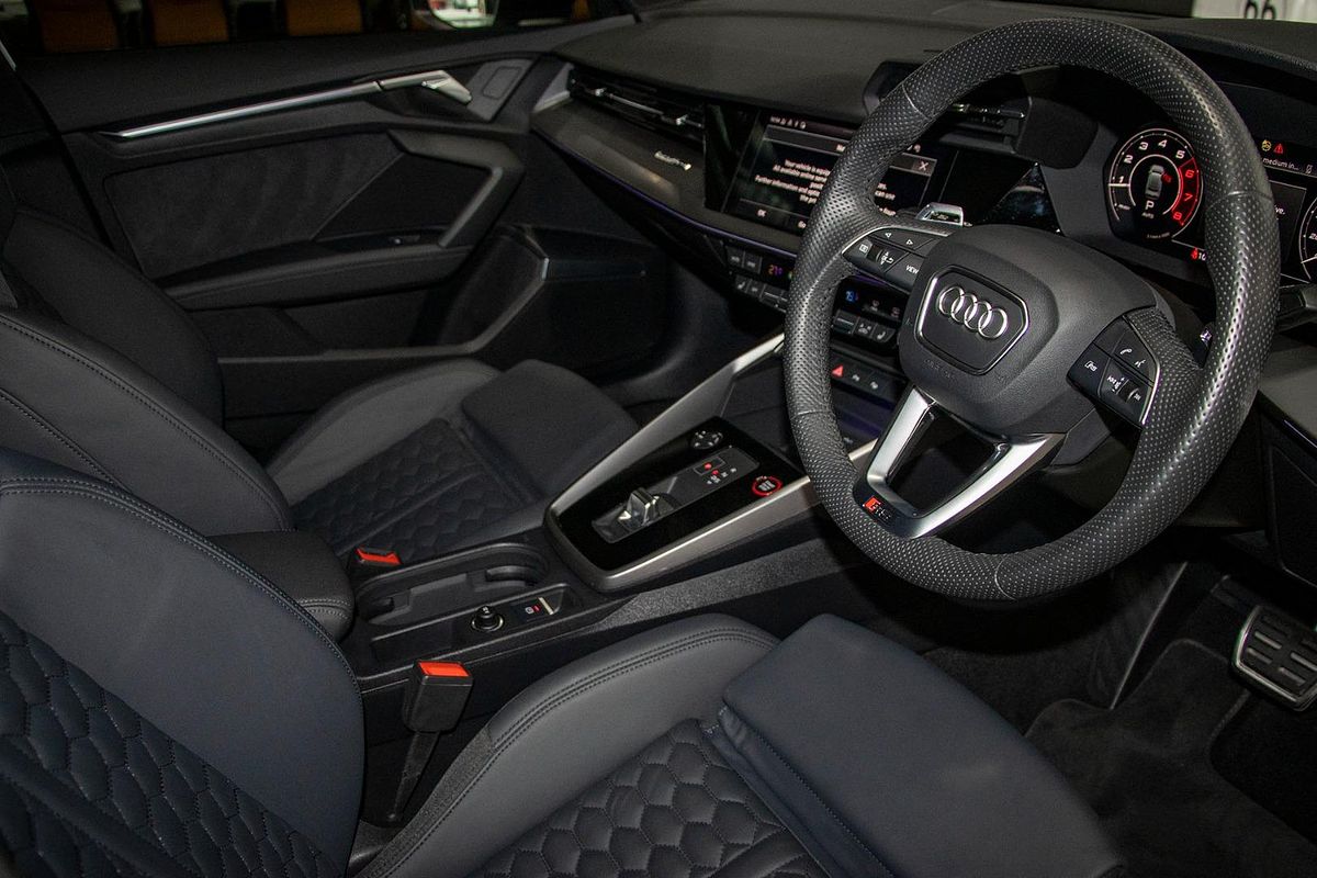 2023 Audi RS3 GY