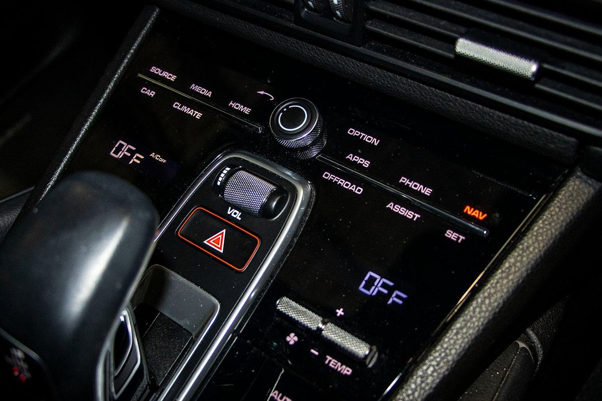 2020 Porsche Cayenne S 9YB