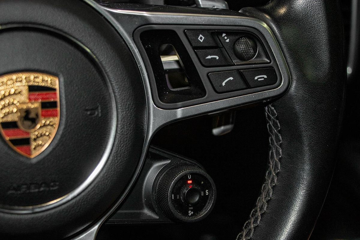 2020 Porsche Cayenne S 9YB