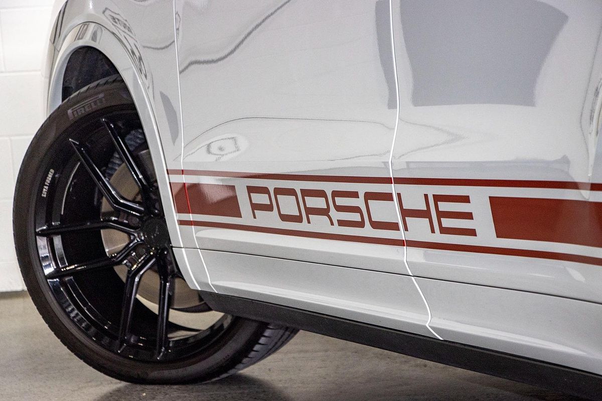2020 Porsche Cayenne S 9YB