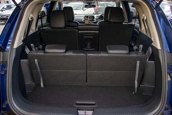 2022 Nissan X-TRAIL ST-L T33