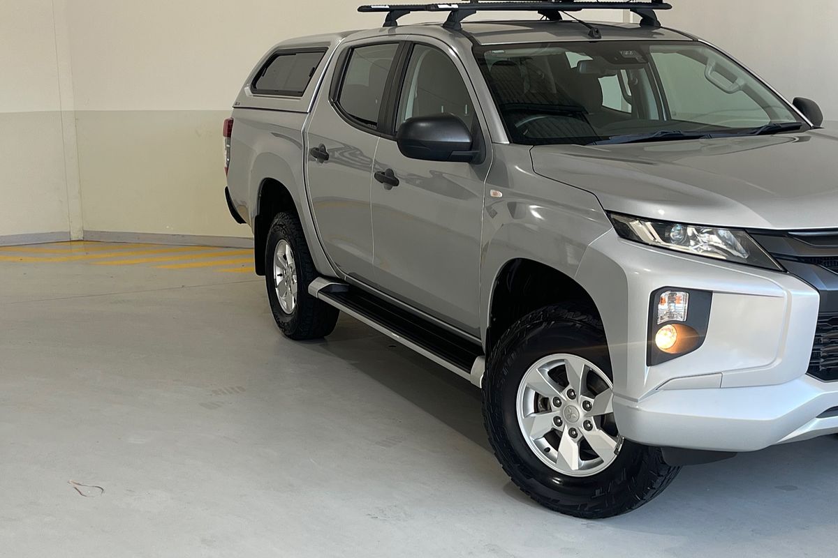 2019 Mitsubishi Triton GLX+ MR 4X4