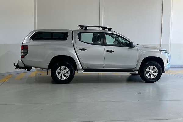 2019 Mitsubishi Triton GLX+ MR 4X4