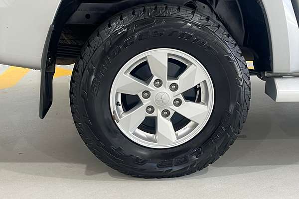 2019 Mitsubishi Triton GLX+ MR 4X4