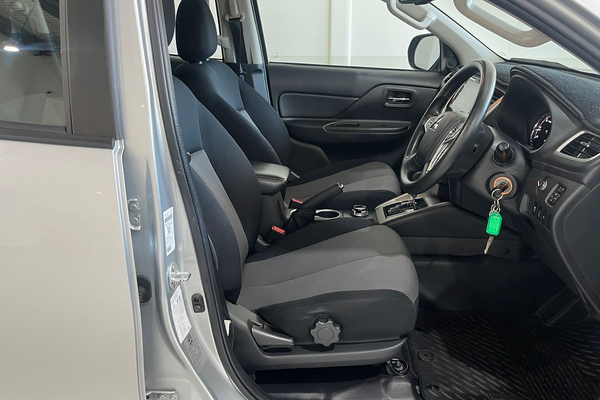 2019 Mitsubishi Triton GLX+ MR 4X4