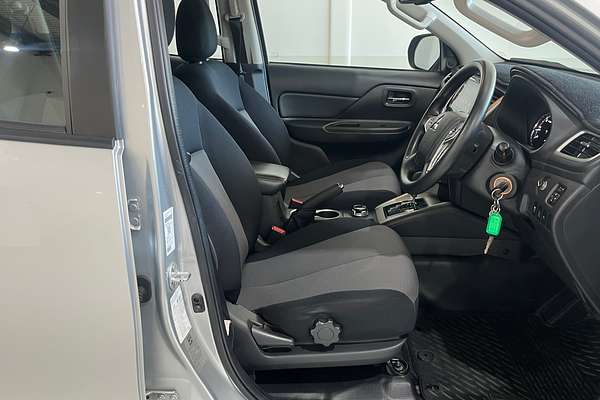 2019 Mitsubishi Triton GLX+ MR 4X4