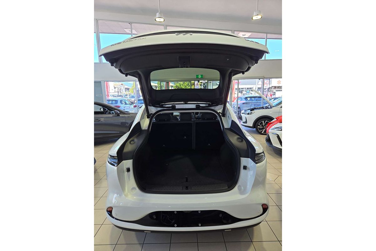 2025 MG IM6 Performance S12L