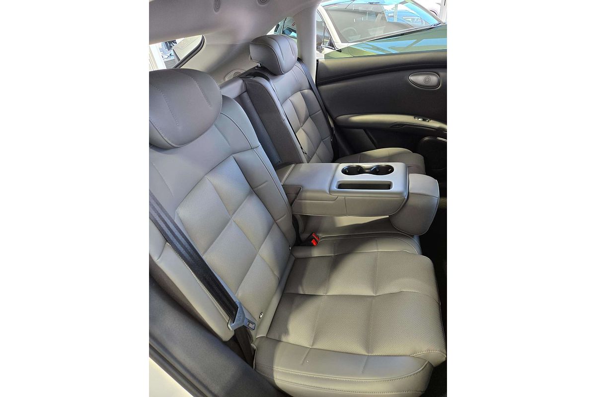 2025 MG IM6 Performance S12L