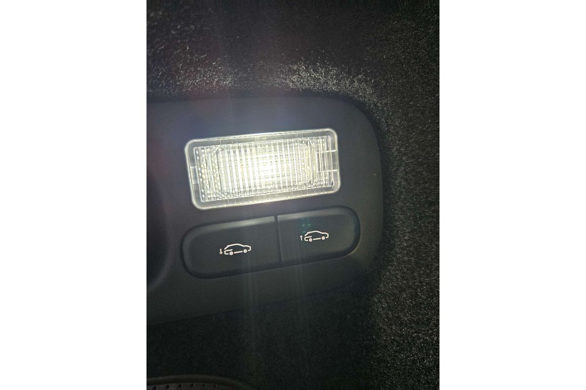 2025 MG IM6 Performance S12L