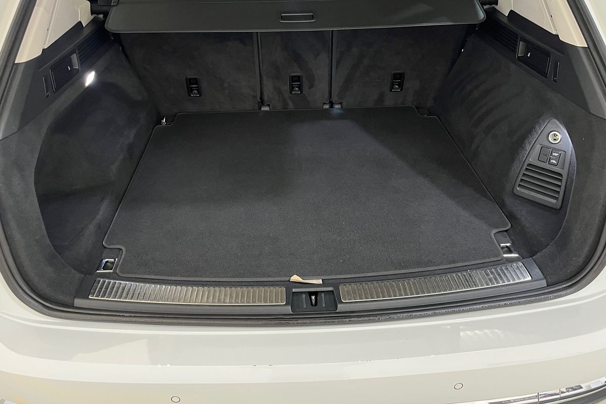 2019 Volkswagen Touareg 190TDI Launch Edition CR