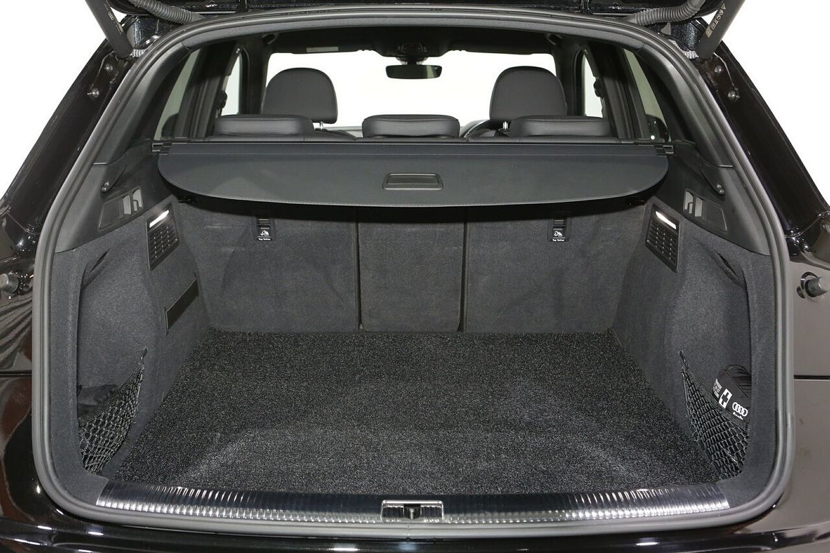 2022 Audi Q5 45 TFSI Sport Limited FY