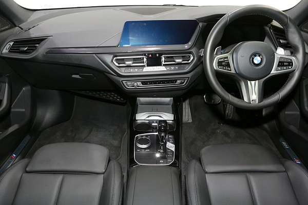 2024 BMW 2 Series 220i M Sport F44