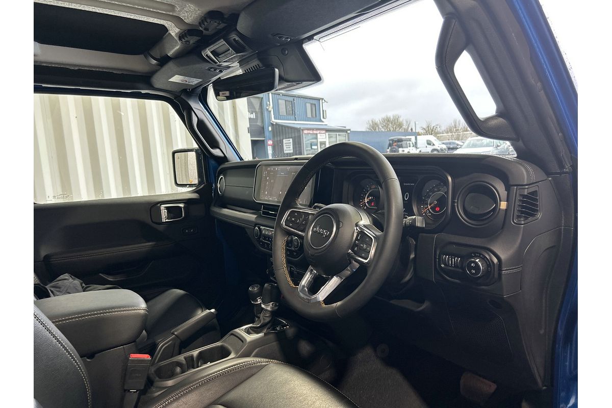 2025 Jeep Wrangler Unlimited Overland JL