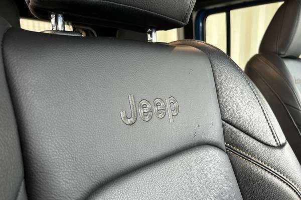 2025 Jeep Wrangler Unlimited Overland JL