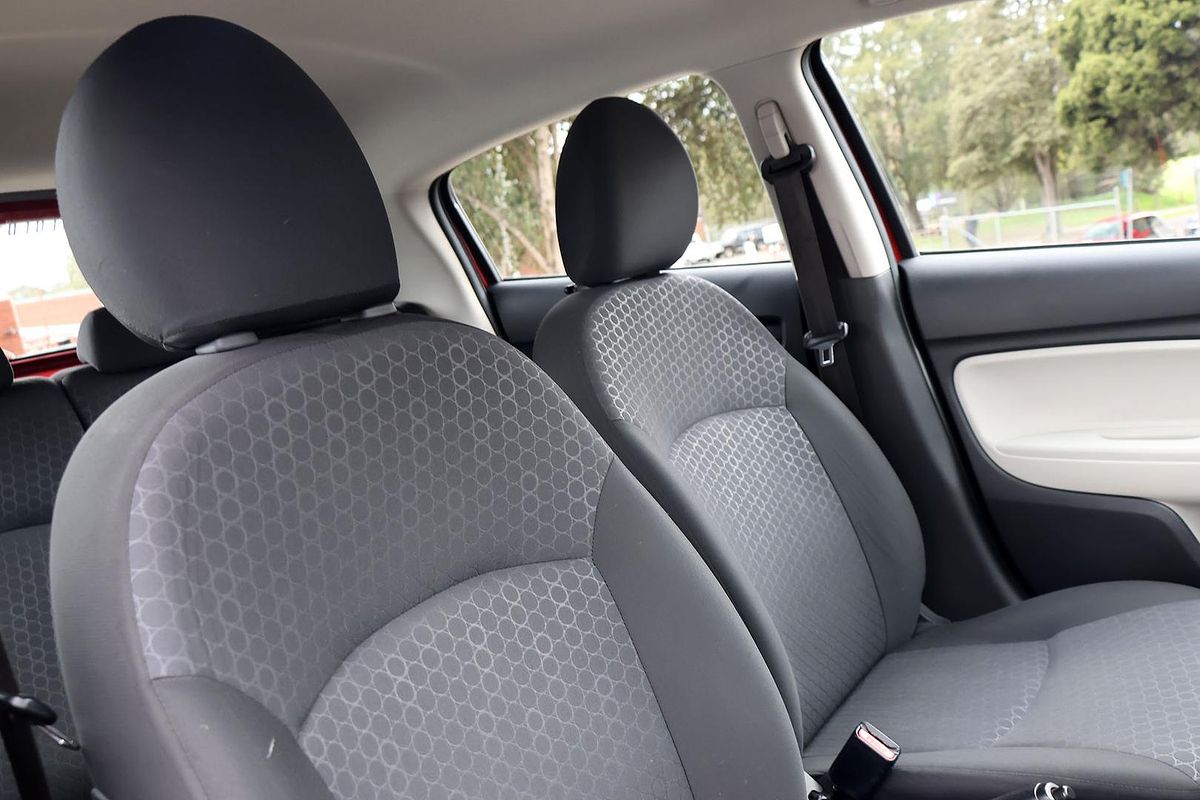 2013 Mitsubishi Mirage ES LA
