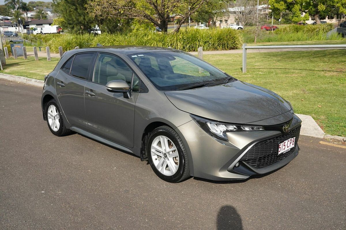 2018 Toyota Corolla SX MZEA12R