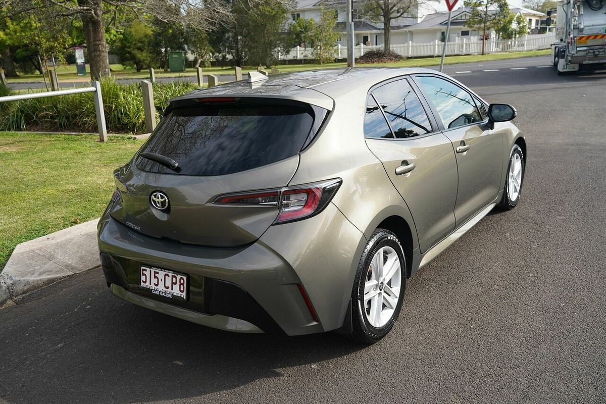 2018 Toyota Corolla SX MZEA12R