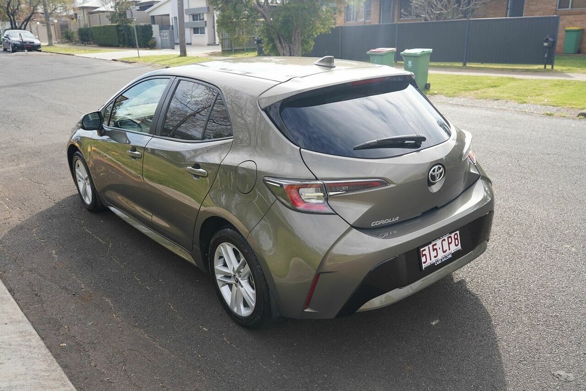 2018 Toyota Corolla SX MZEA12R