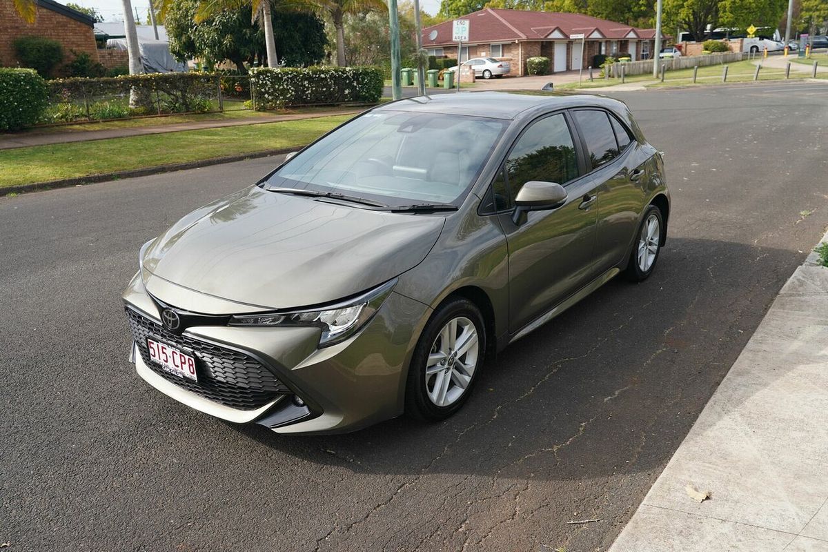 2018 Toyota Corolla SX MZEA12R