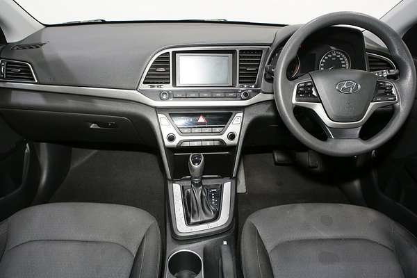 2019 Hyundai Elantra Active AD.2