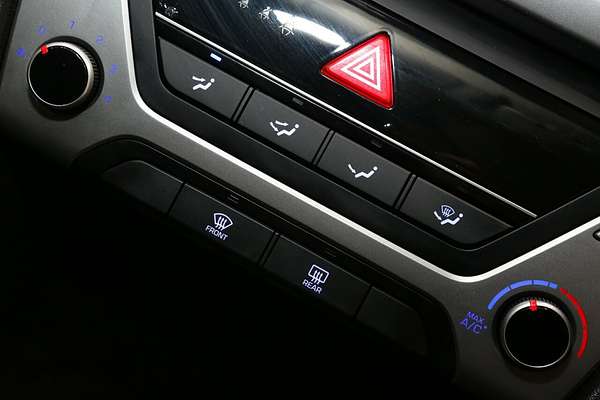 2019 Hyundai Elantra Active AD.2