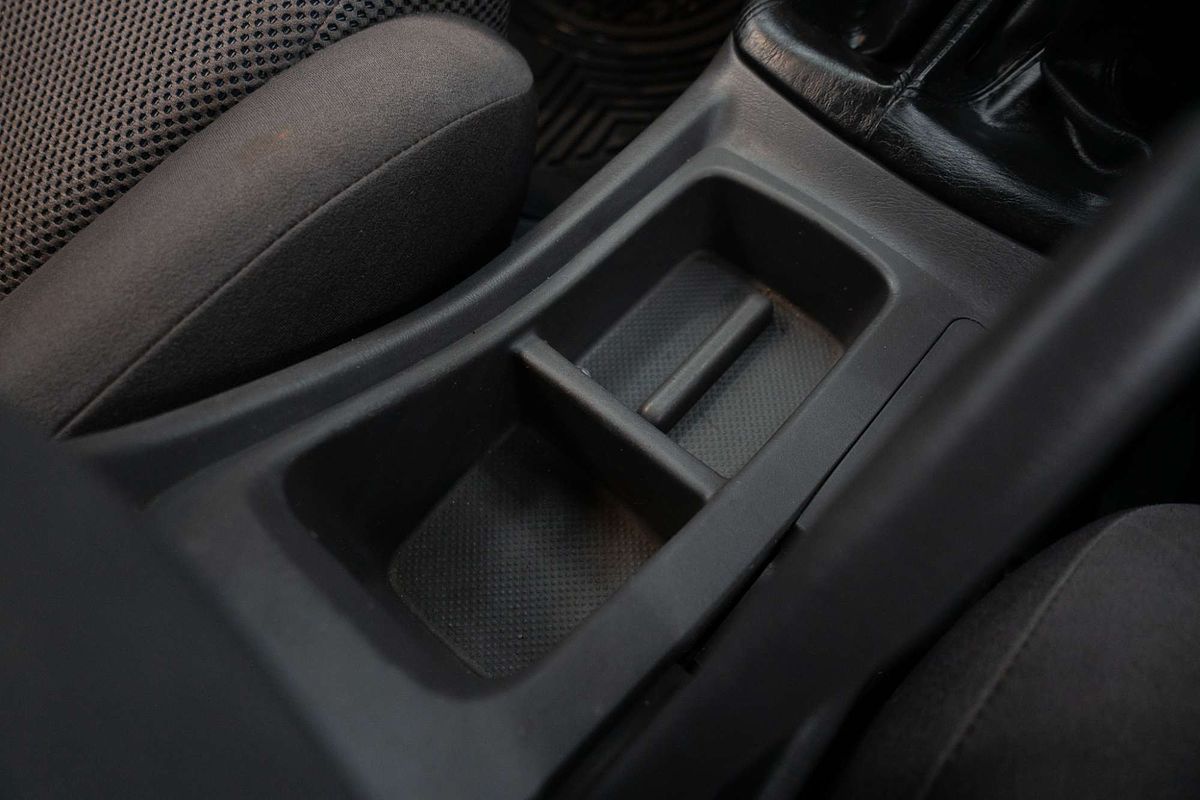 2012 Toyota Hilux SR KUN26R 4X4