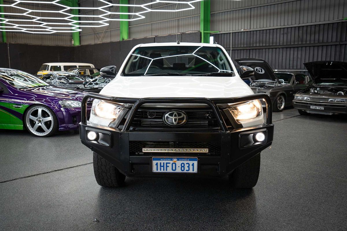 2020 Toyota Hilux SR GUN126R 4X4