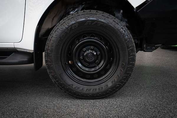 2020 Toyota Hilux SR GUN126R 4X4