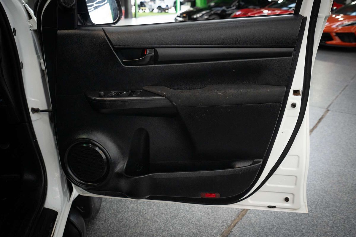 2020 Toyota Hilux SR GUN126R 4X4