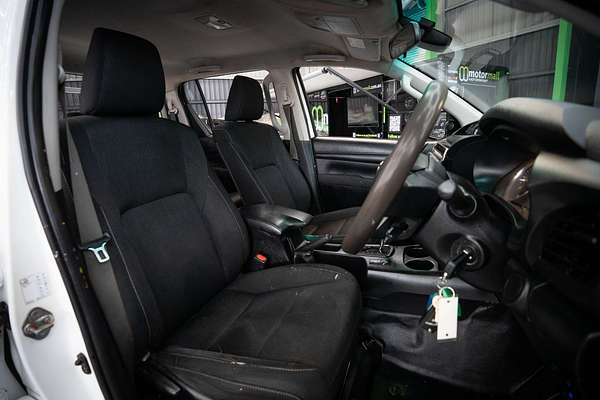 2020 Toyota Hilux SR GUN126R 4X4