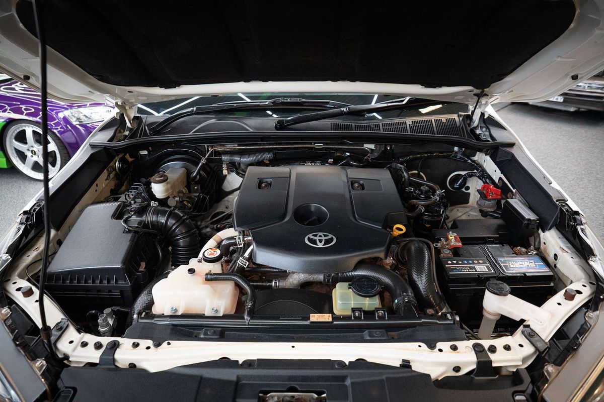 2020 Toyota Hilux SR GUN126R 4X4