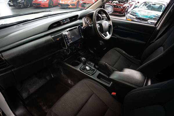 2020 Toyota Hilux SR GUN126R 4X4