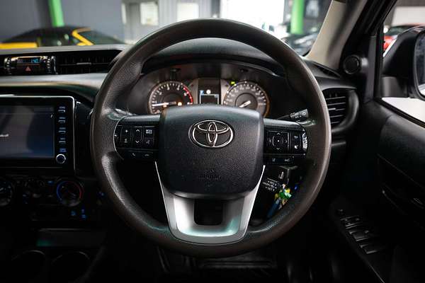 2020 Toyota Hilux SR GUN126R 4X4