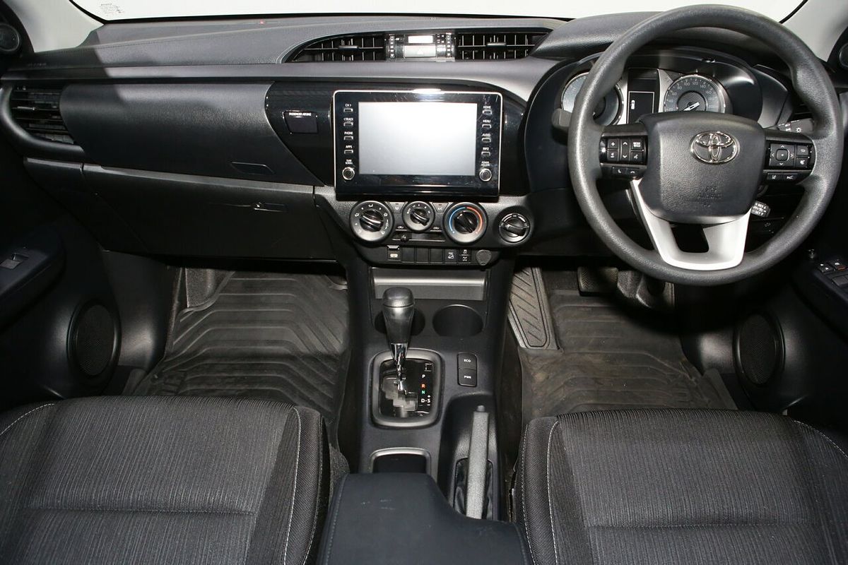 2024 Toyota Hilux SR GUN126R 4X4
