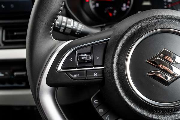 2025 Suzuki Swift Hybrid Plus UZ