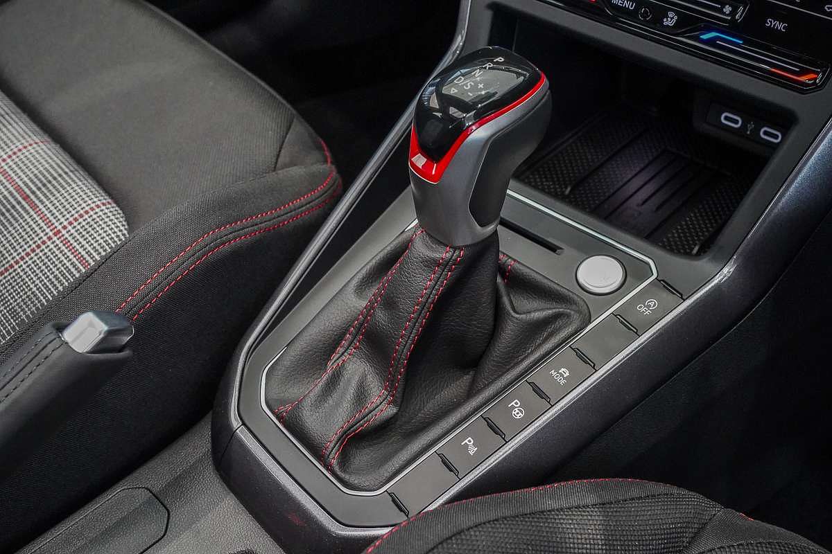 2025 Volkswagen Polo GTI AE