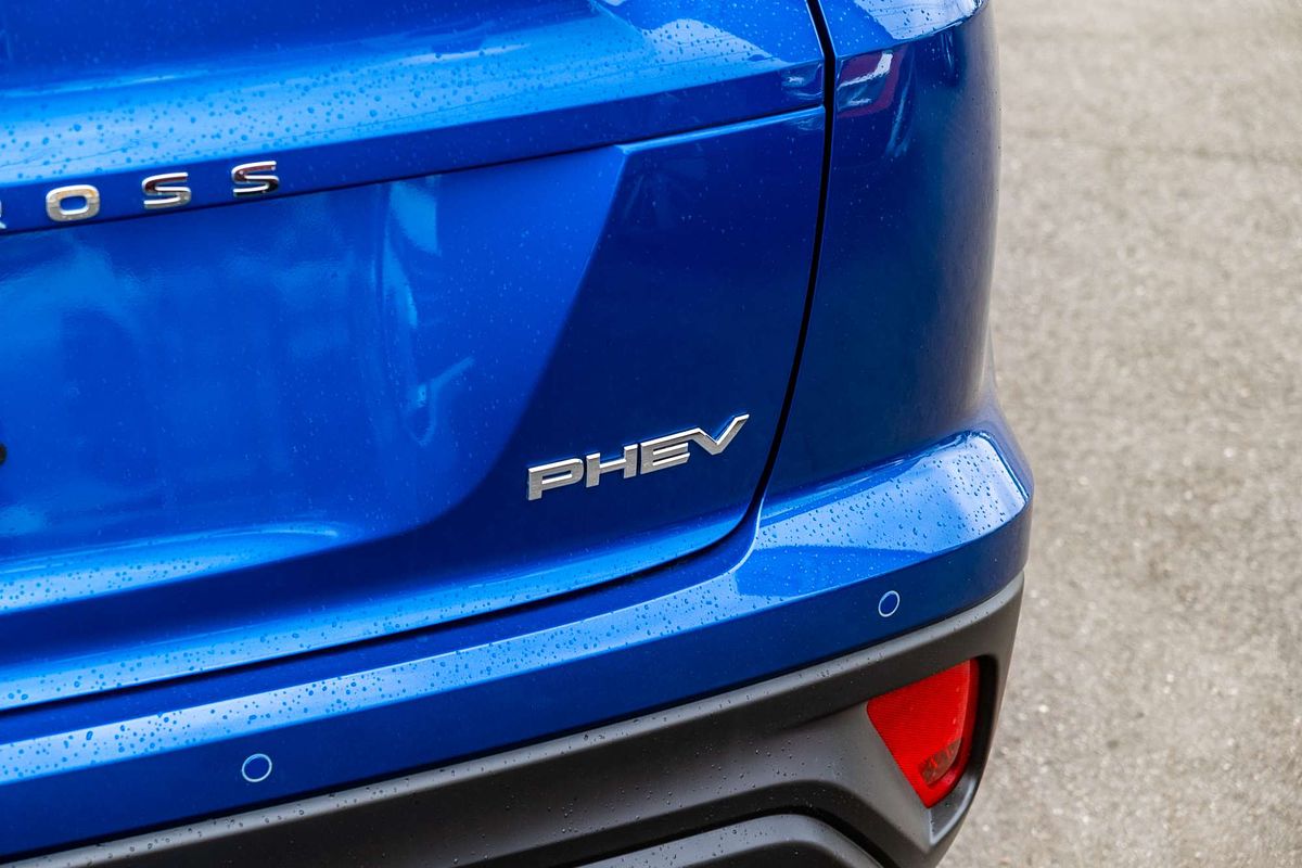 2024 Mitsubishi Eclipse Cross PHEV ES YB