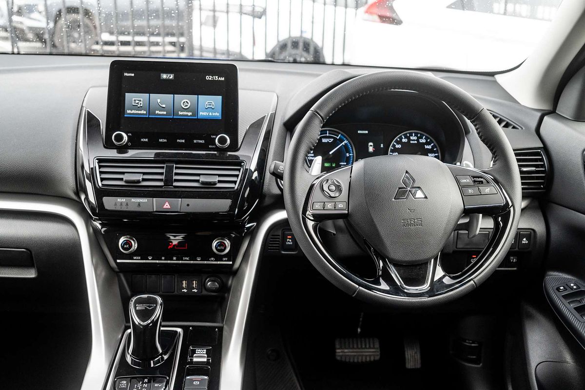 2024 Mitsubishi Eclipse Cross PHEV ES YB