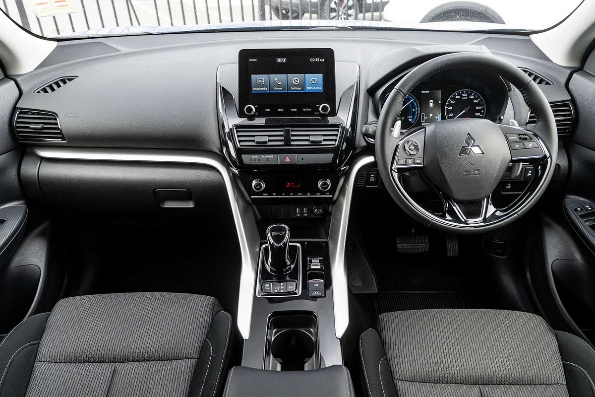 2024 Mitsubishi Eclipse Cross PHEV ES YB