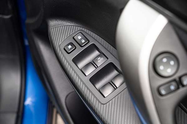 2024 Mitsubishi Eclipse Cross PHEV ES YB