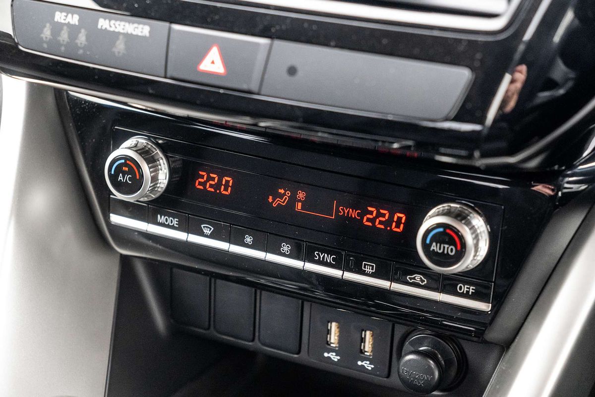 2024 Mitsubishi Eclipse Cross PHEV ES YB