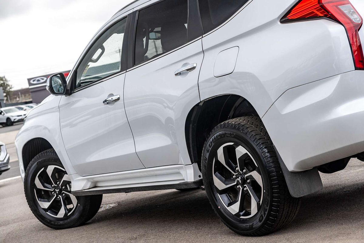 2025 Mitsubishi Pajero Sport GLS QG
