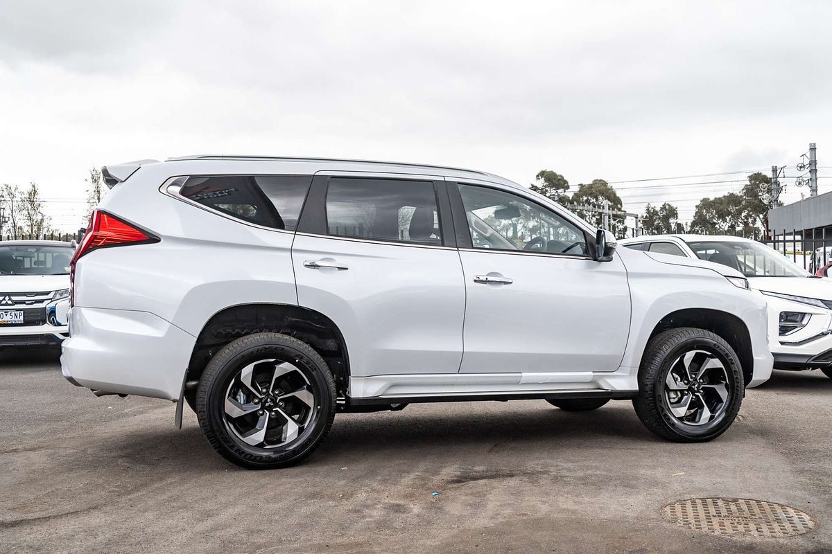 2025 Mitsubishi Pajero Sport GLS QG